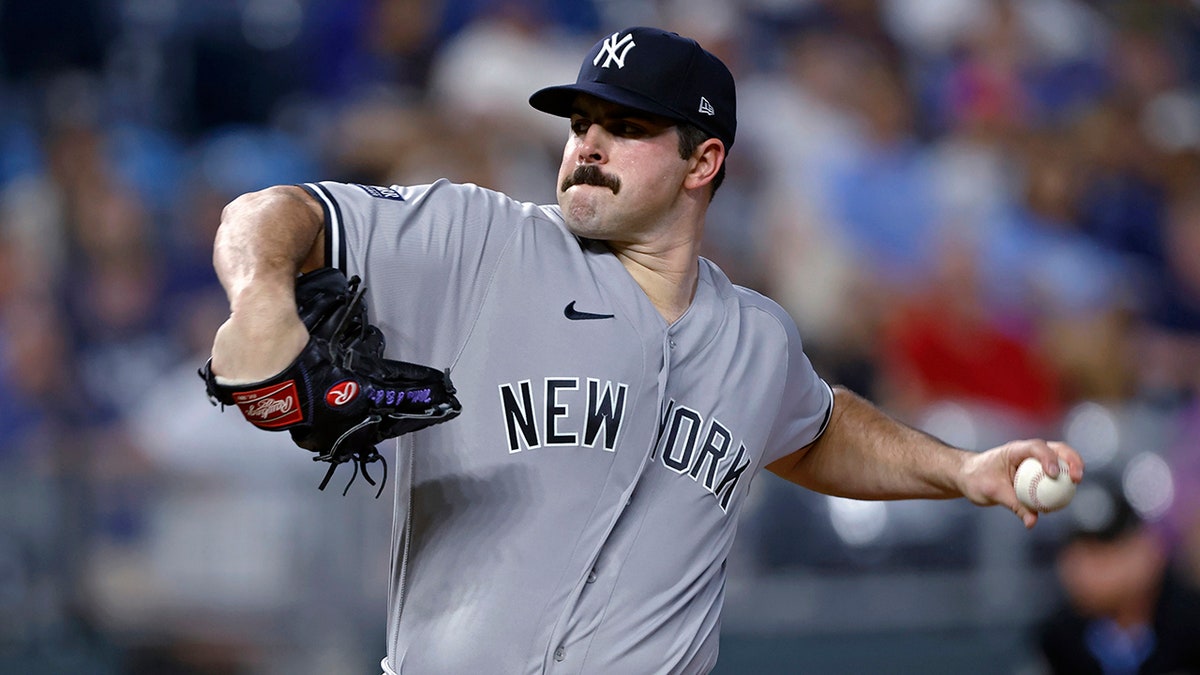 Carlos Rodon and Yankees Agree on 6-Year, $162 Million Deal - The New York  Times