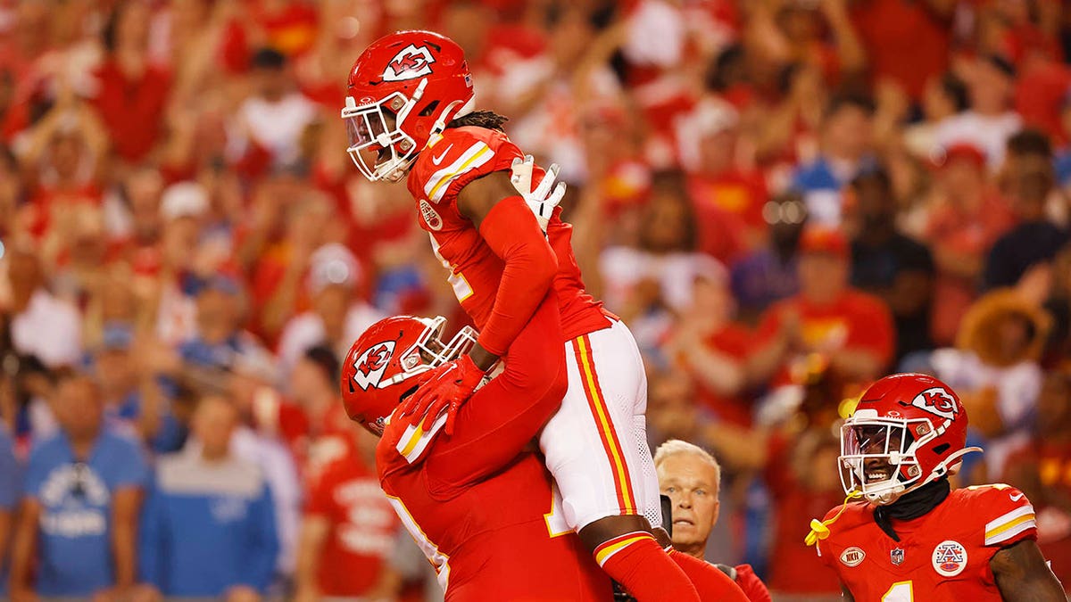 Jawaan Taylor celebrates a touchdown