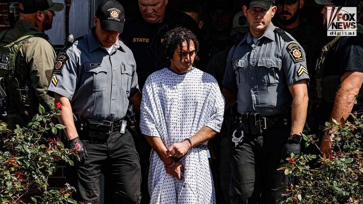 Killer Illegal Who Escaped Pennsylvania Jail Seen In Hospital Robe ...