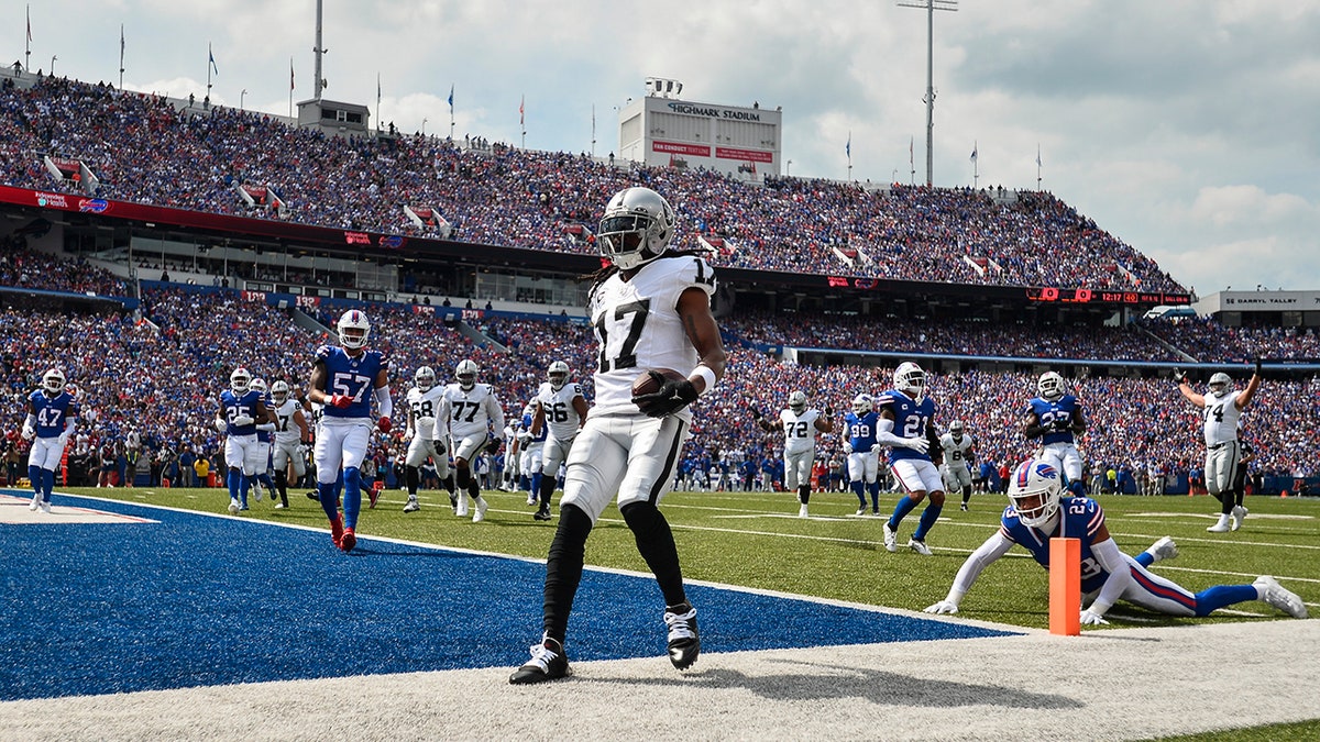 Josh Allen, Bills Right The Ship With Dominating Win Over Raiders | Fox ...