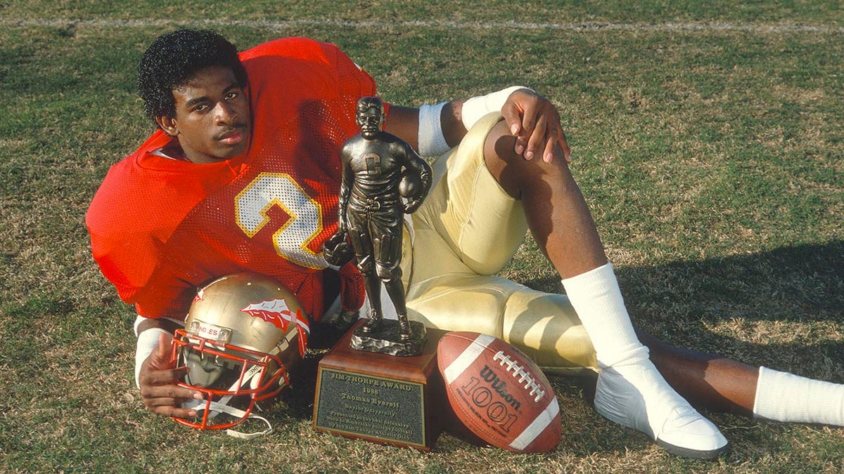 Deion Sanders wins Jim Thorpe award