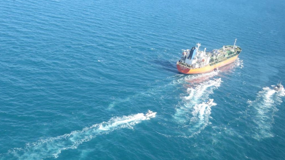Iran Navy seizes ship
