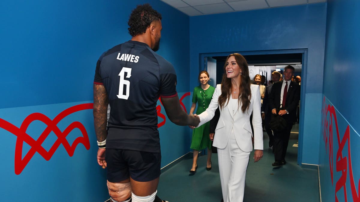 kate middleton meeting rugby player
