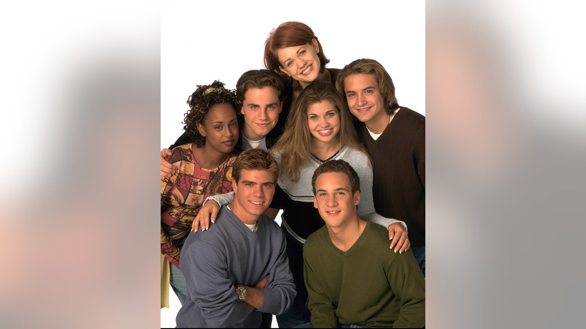 The cast of Boy Meets World, including Trina McGee, Rider Strong, Danielle Fishel, Ben Savage, Will Friedle, Rider Strong, and Maitland Ward