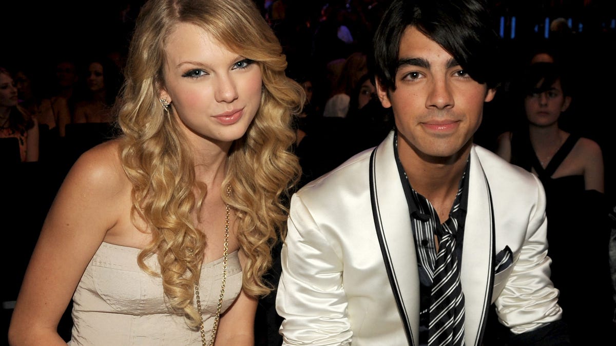 Taylor Swift and Joe Jonas