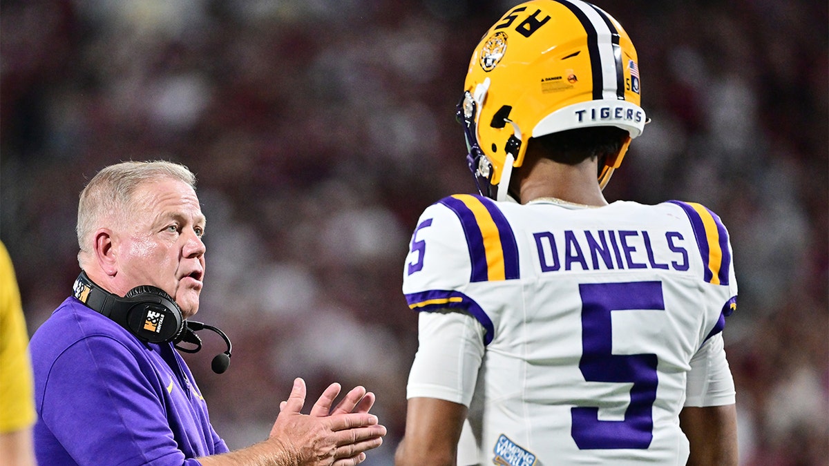 Brian Kelly Says LSU Not The Team ‘I Thought We Were’ Following Blowout ...