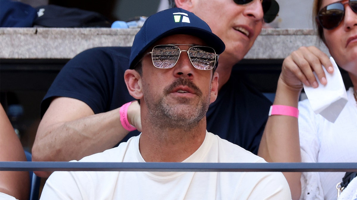 Aaron Rodgers scratches watching Novak Djokovic at US Open off