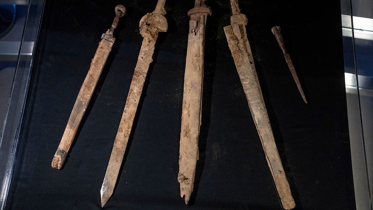 Swords found in Israeli cave