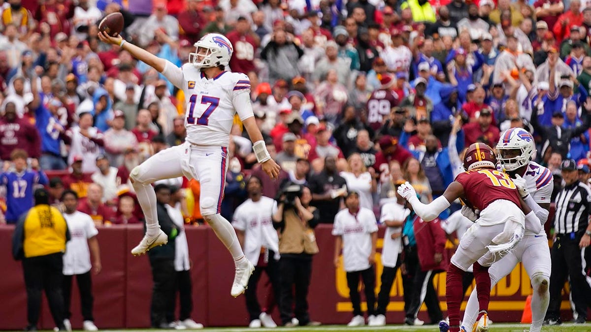 Josh Allen finger roll