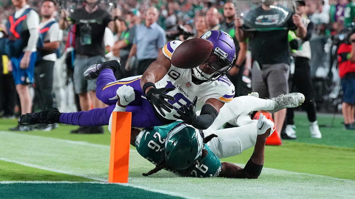 Vikings star Justin Jefferson downplays contract talks: 'My focus is on  playing football