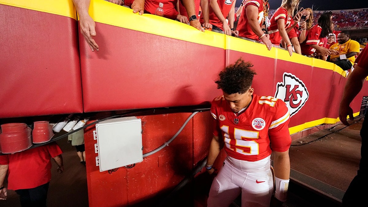 Patrick Mahomes unbothered by criticism after loss: 'People are kind of  waiting for you to go down