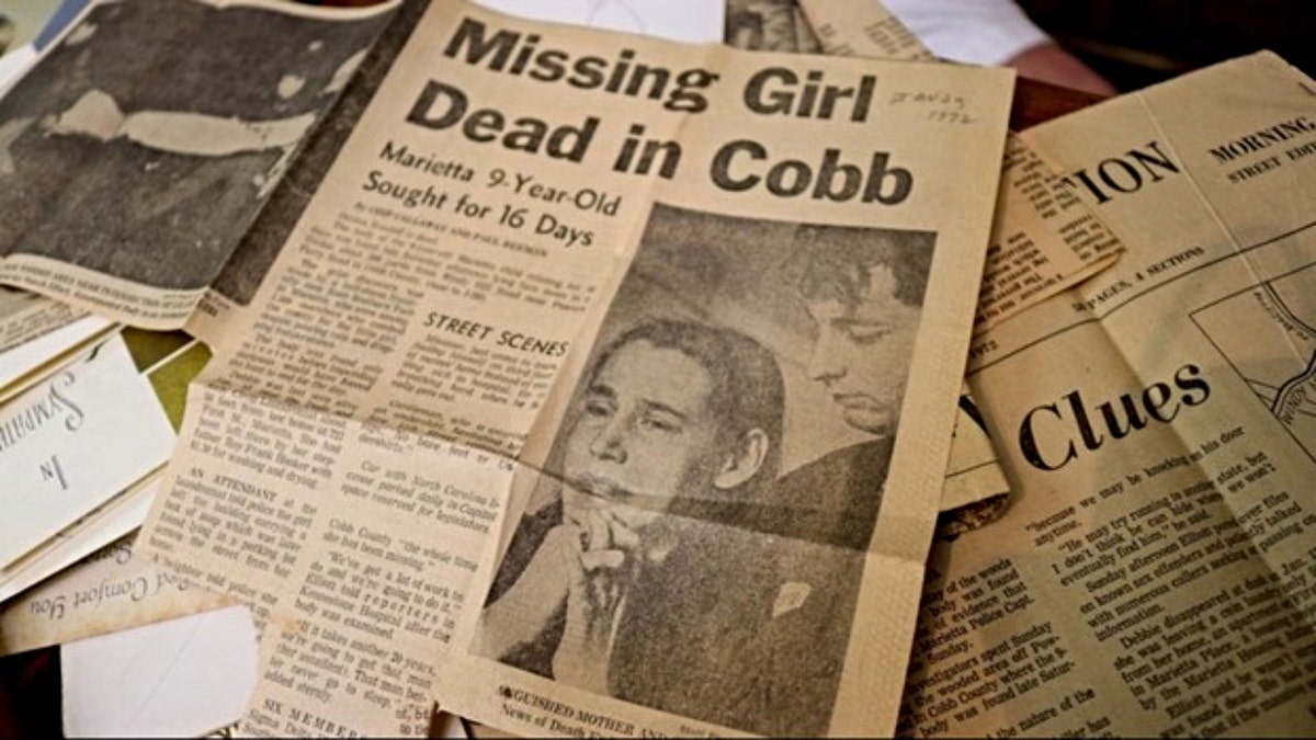 A newspaper clipping from the time authorities found Debbie Lynn Randall's body