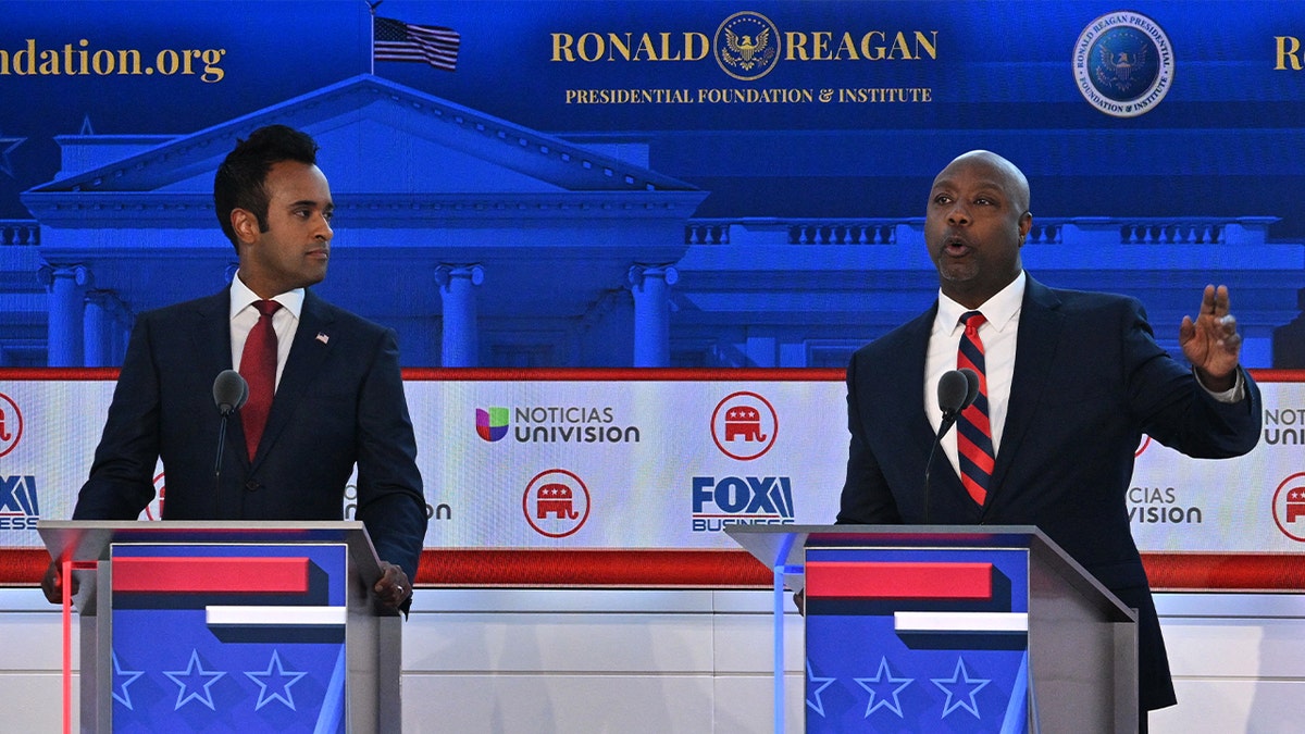 Vivek Ramaswamy, Tim Scott on stage at GOP debate