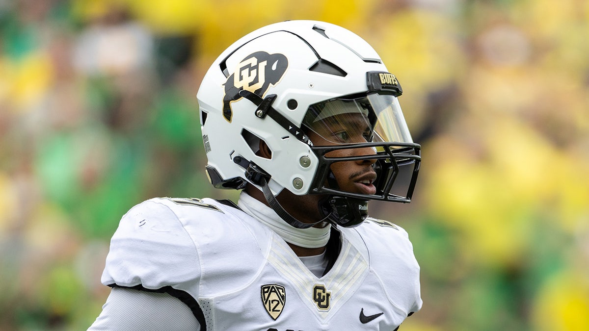 Deion Sanders' son Shilo hospitalized after peeing blood following Colorado  Buffaloes' brutal loss to Oregon