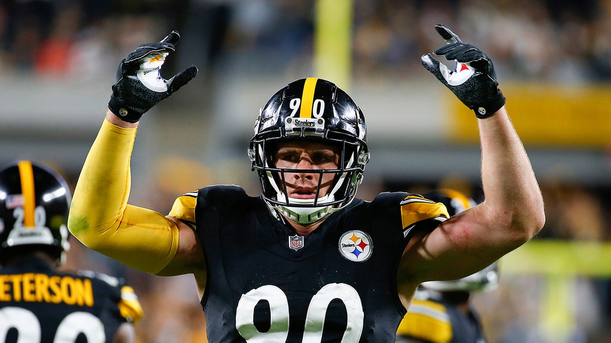 Steelers force Browns to collapse in fourth quarter to earn first win of the season