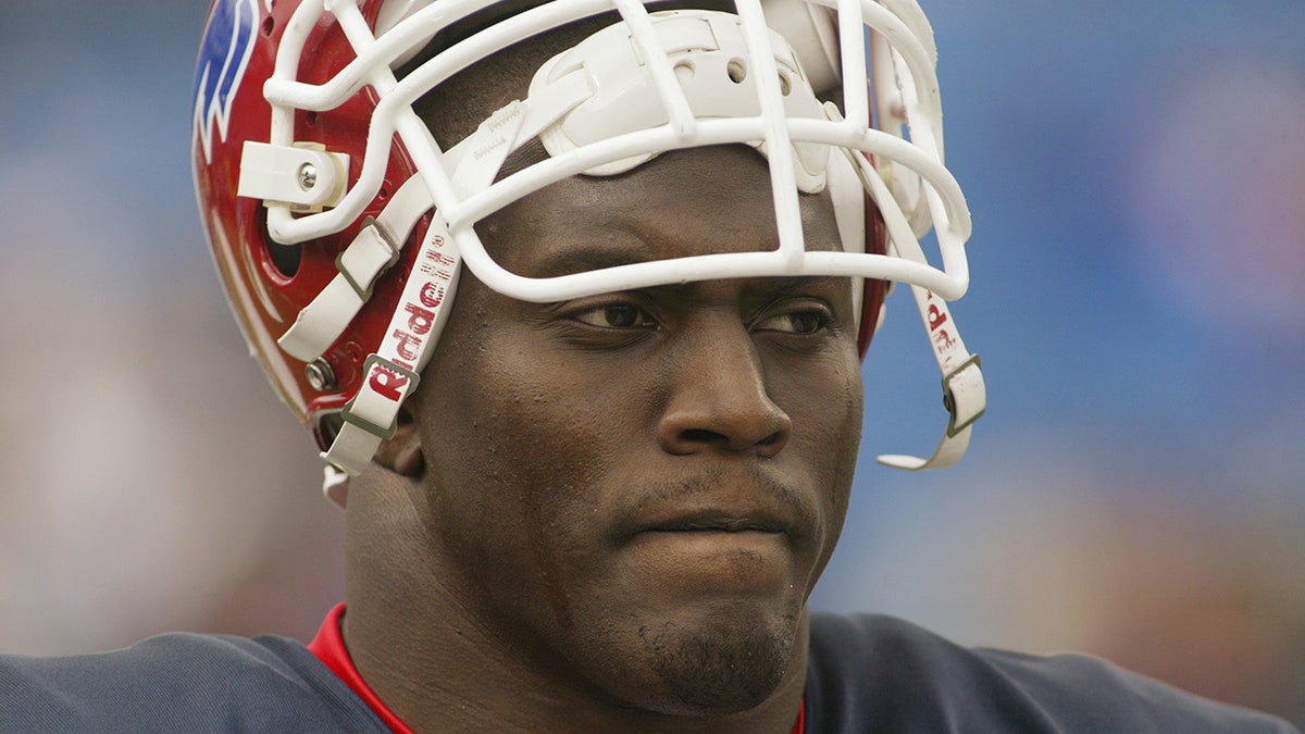 Takeo Spikes vs Jets