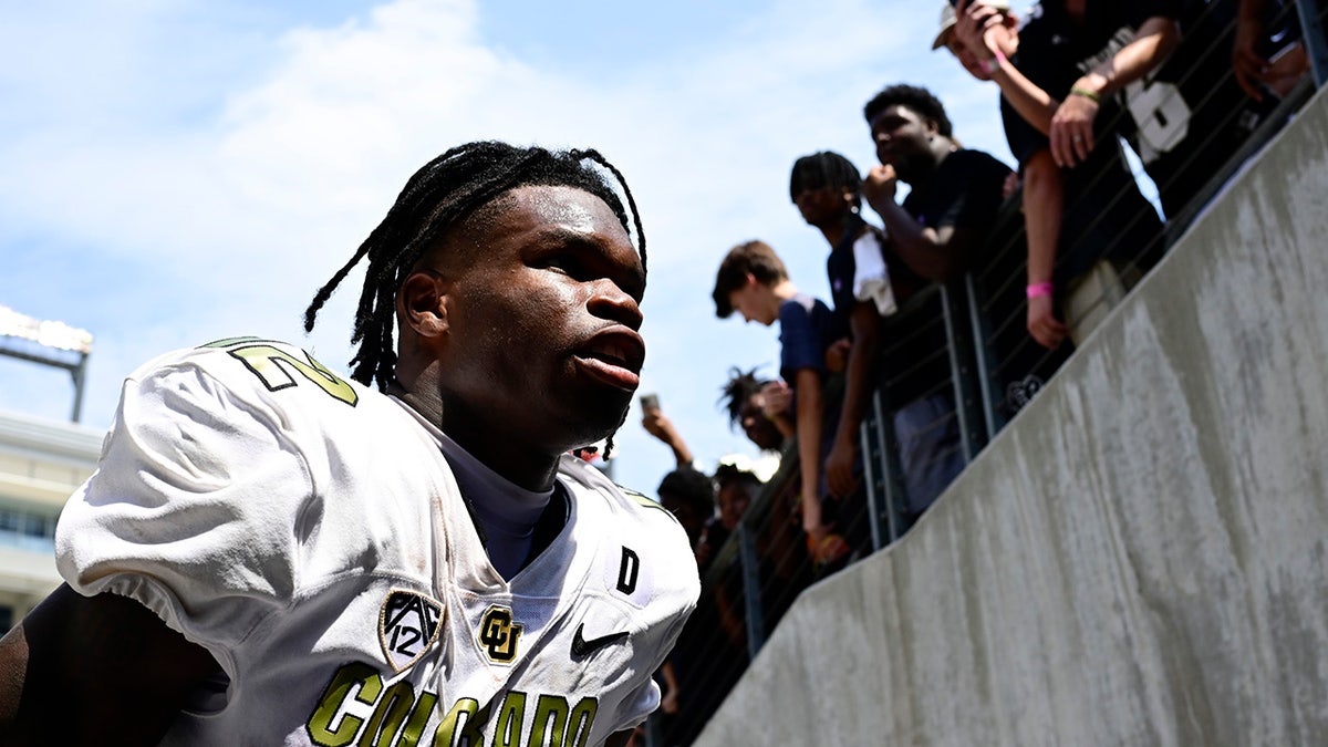 Deion Sanders Gives Update On Colorado Star Travis Hunter’s Return ...