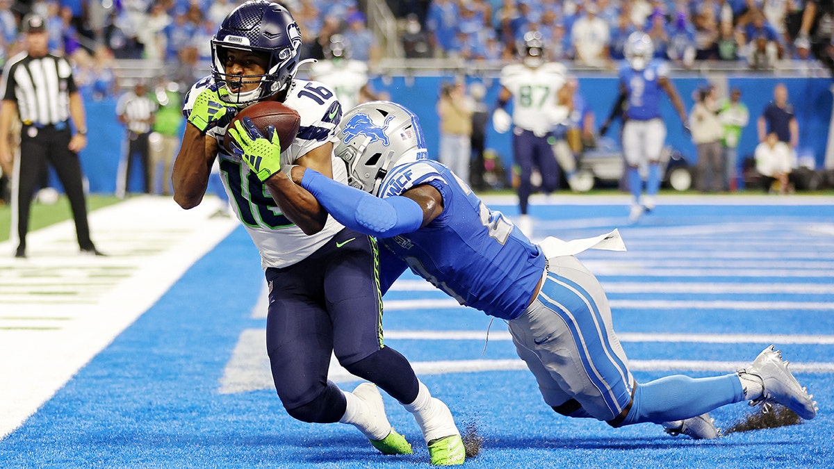 Seahawks' game-winning OT drive capped off by a Geno Smith to Tyler Locket  TD vs. the Lions