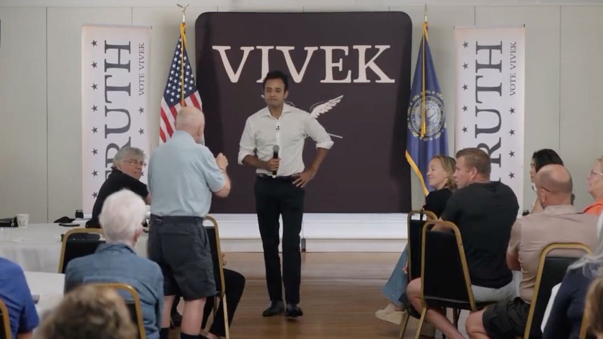 Vivek Ramaswamy with WWII veteran