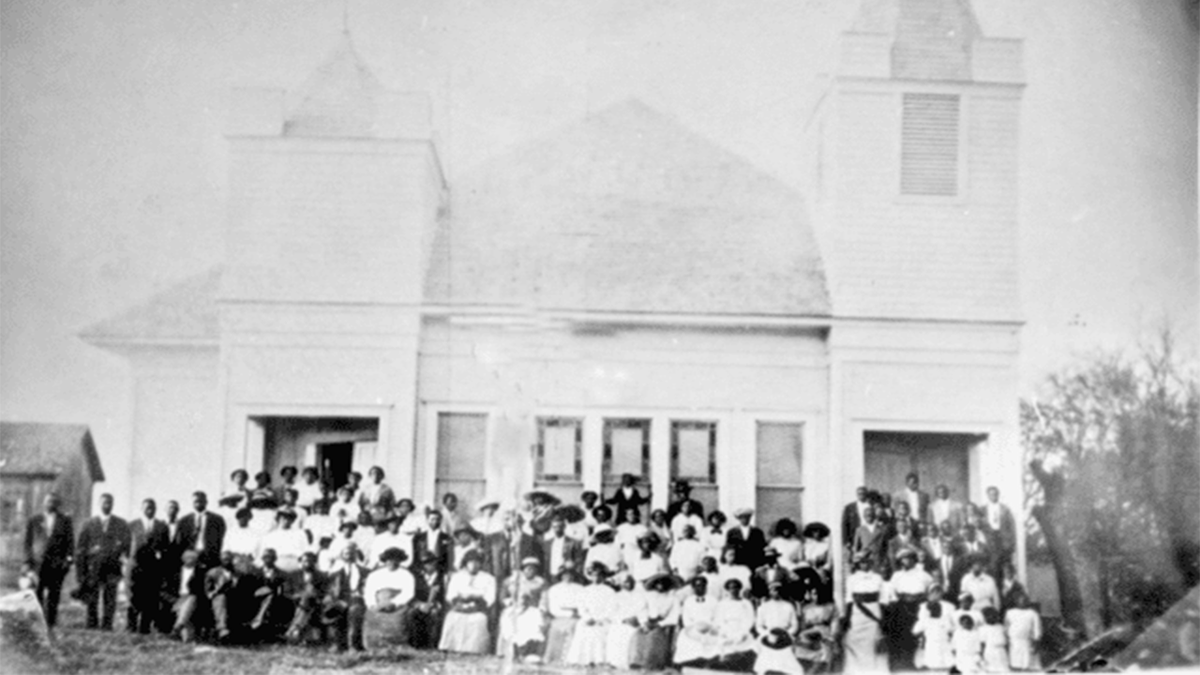 historic photo of White Rock Chapel, Addison Texas