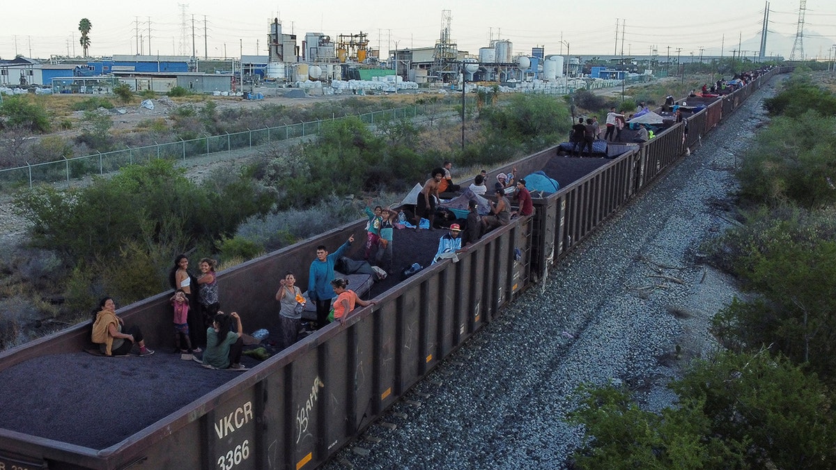 US Customs to suspend railway operations at international crossings into Texas starting Monday