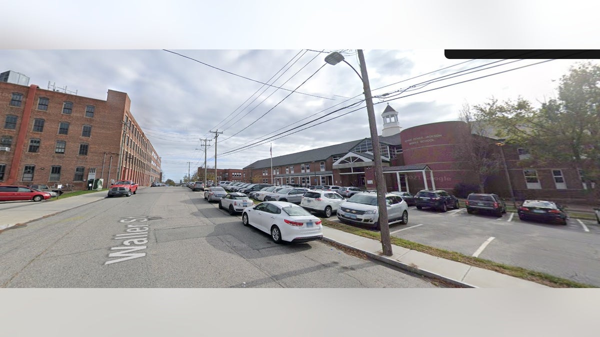 bennie dover middle school in new london, connecticut, where police say man in van attempted to lure kids in his vehicle