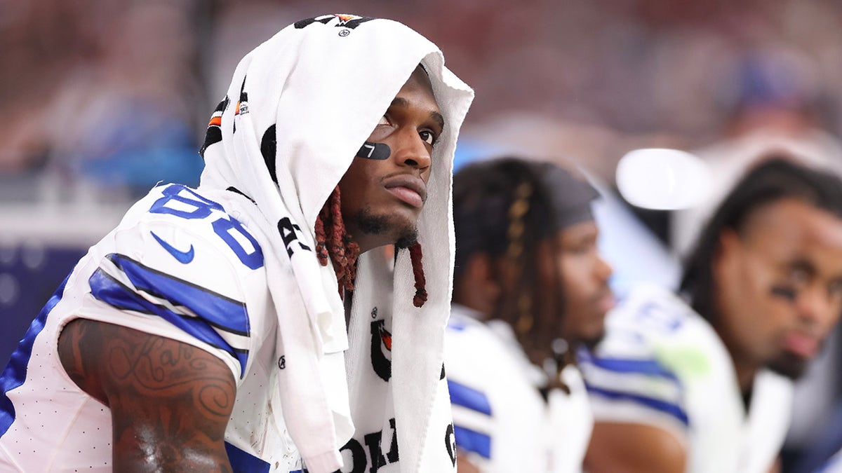 Mother Of Cowboys Star CeeDee Lamb Appears To Criticize Dak Prescott ...