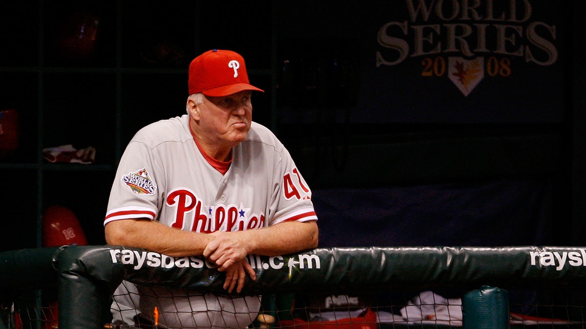 Charlie Manuel in dugout