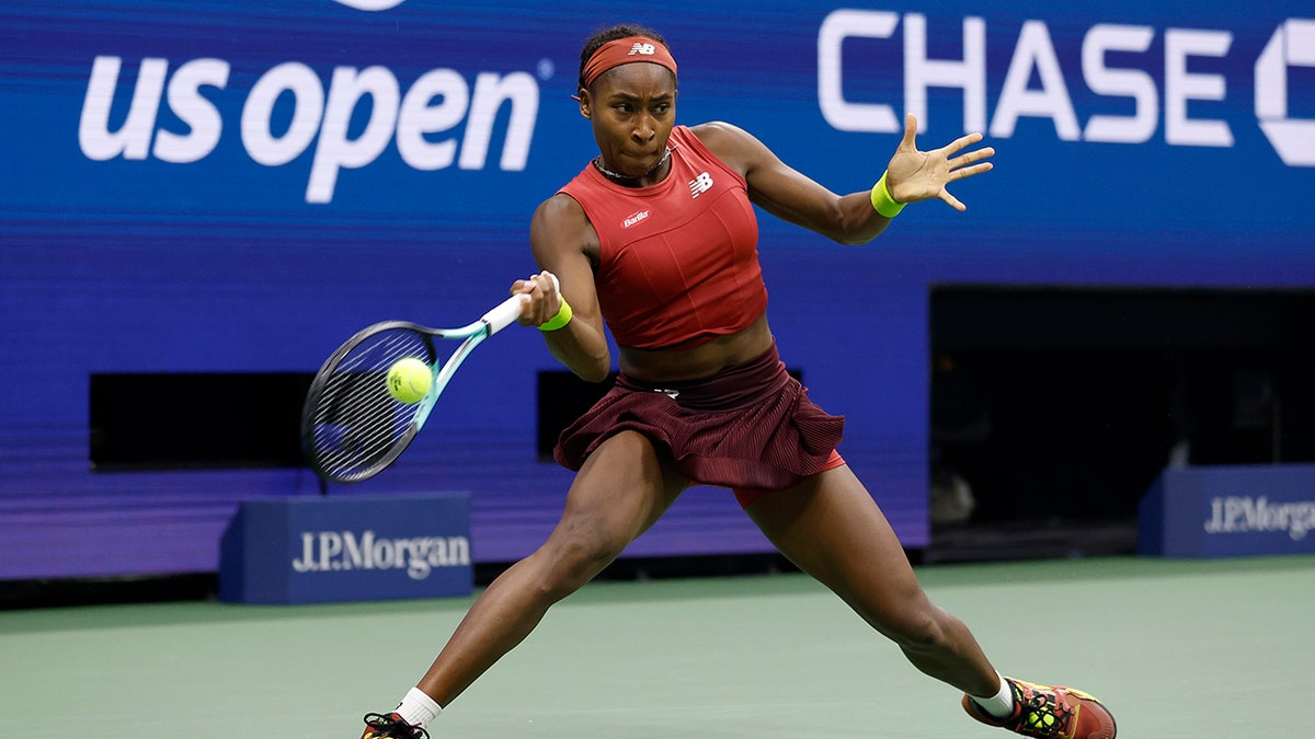 Coco Gauff forehand