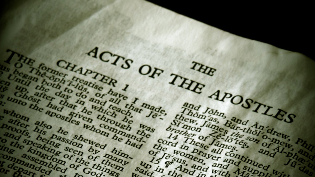 Picture of the first page of the acts of the Apostles
