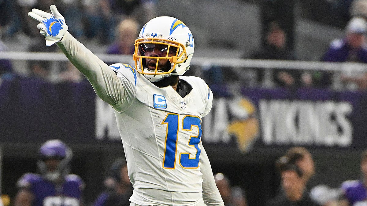 Chicago Bears Acquire Keenan Allen From LA Chargers In Major Trade ...