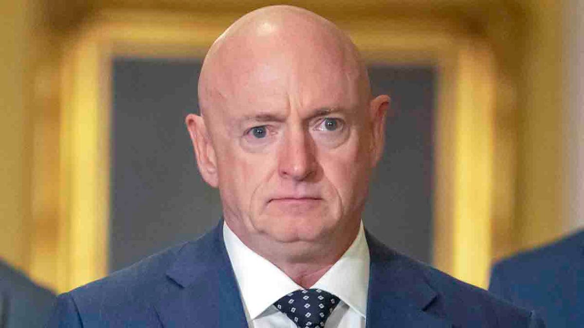 Mark Kelly staring