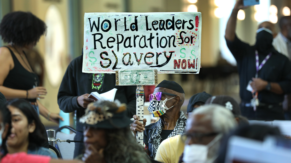 Reparation poster