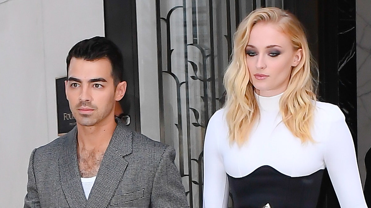 Joe Jonas and Sophie Turner 'headed for divorce as he cares for their  two kids pretty much all the time!', Entertainment