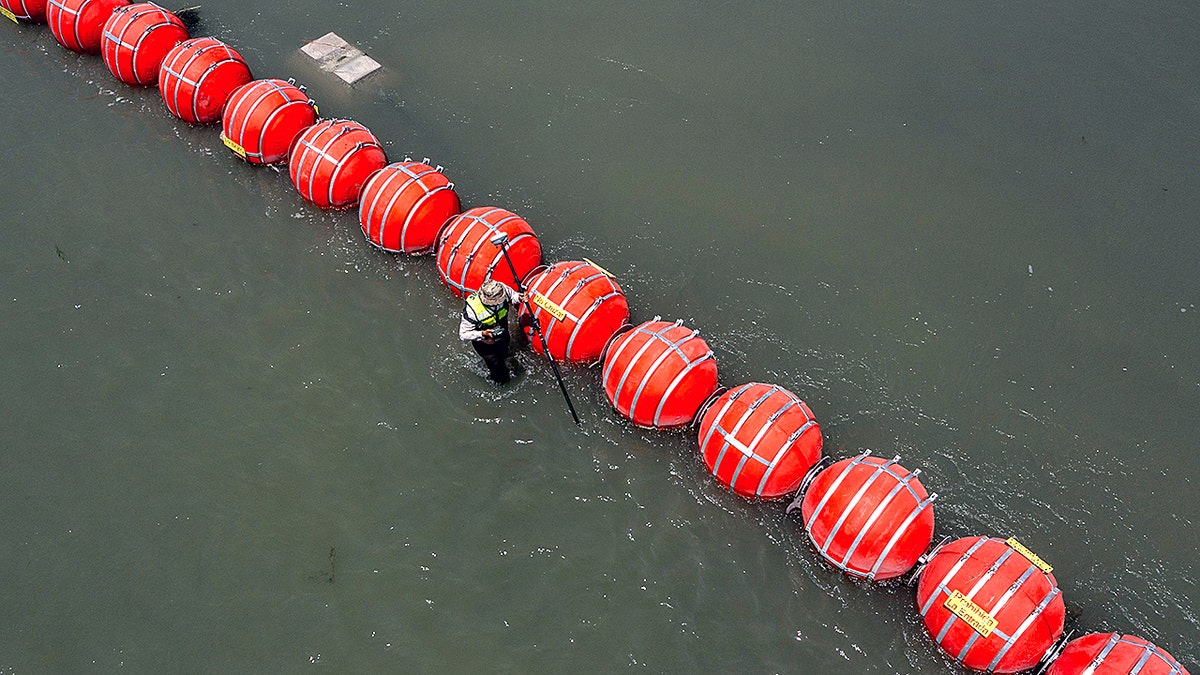 Texas Border Floating Buoys Can Stay Until May, Court Rules | Fox News