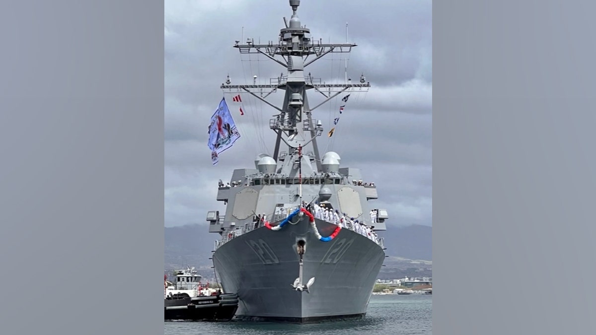 USS Carl M. Levin close-up