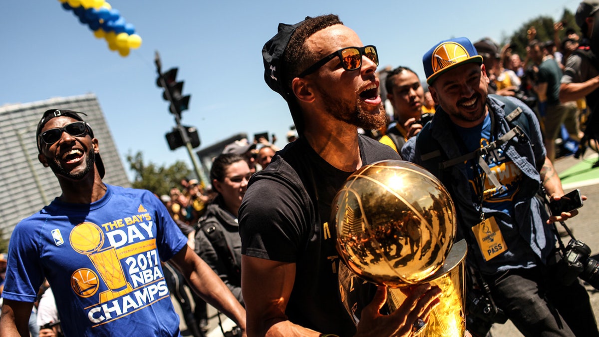 Warriors parade 