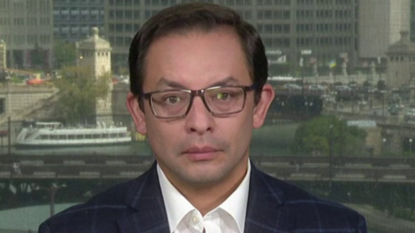 Chicago alderman says police are 'handcuffed' from stopping teen takeovers under Mayor Brandon Johnson