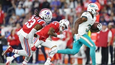 Dolphins outlast AFC East-rival Patriots behind Raheem Mostert's stellar night