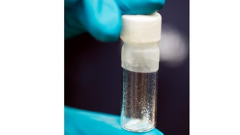 Lethal 2mg dose of fentanyl on display at DEA laboratory highlights ongoing crisis