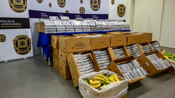 Cartels exploit banana trade to smuggle cocaine from Latin America: report