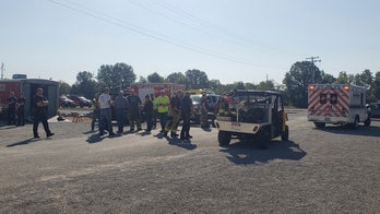 Illinois truck crash and ammonia leak leaves 5 dead, including 2 children