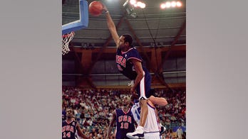 This day in sports history: Vince Carter throws down dunk heard around the world