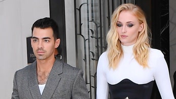 Sophie Turner sues Joe Jonas, demands he return their kids to England