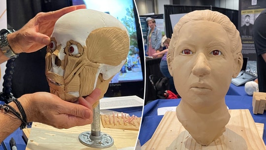 VIDEO: Facial reconstruction sculptor rebuilds child victim in bid to identify Jane Doe