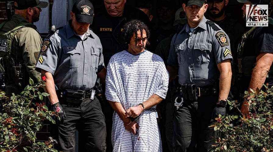 Prison inmate hunted after escaping from hospital
