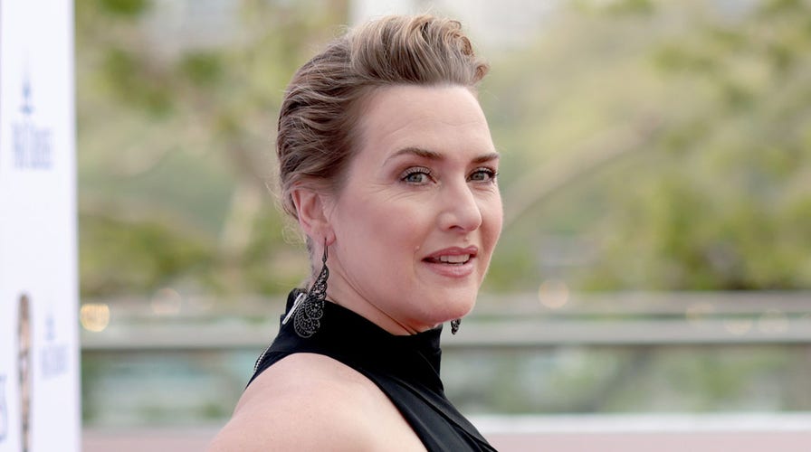 James Cameron reveals Kate Winslet can hold her breath for 7 minutes