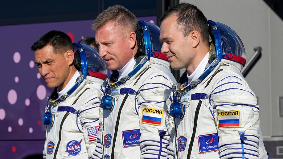 NASA astronaut crew with Rubio