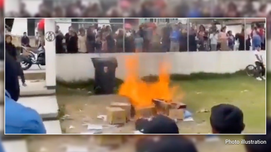 Mexico parents burn books