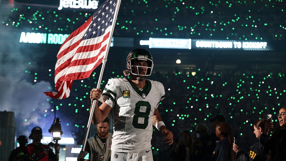 Jets' Aaron Rodgers takes big step in hopeful return from Achilles injury